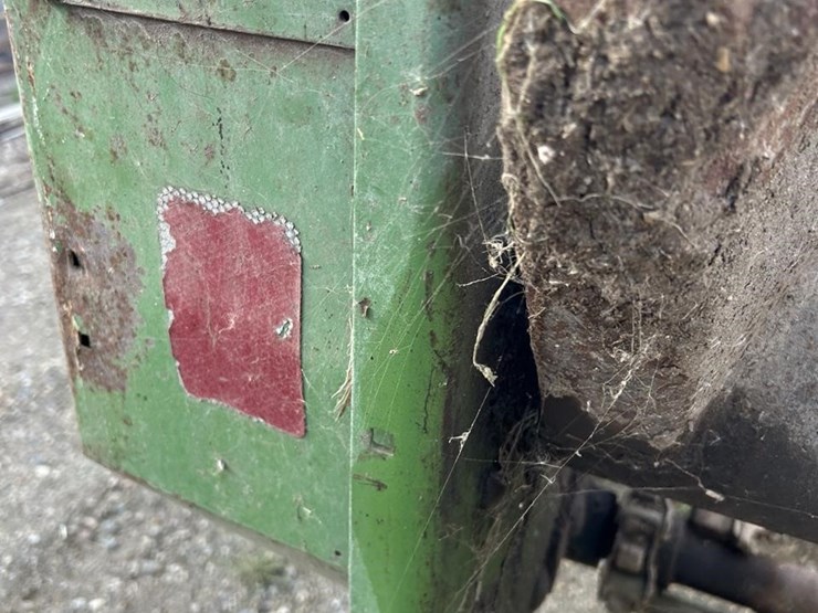 john-deere-660-image-23