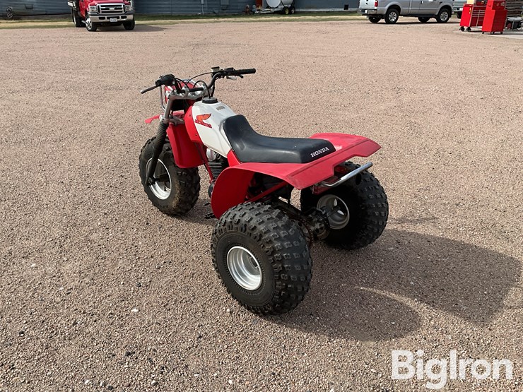 1983-honda-atc-200-3-wheel-atv-image-7
