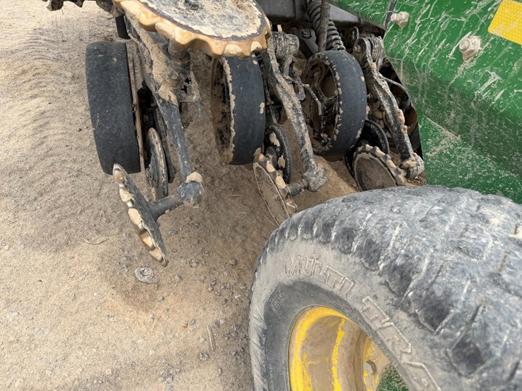 john-deere-1890-image-41