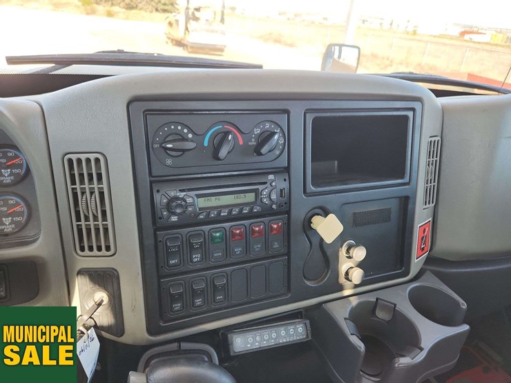 international-durastar-4300-image-18