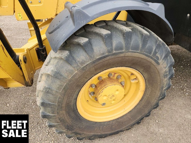 2005-caterpillar-th580b-image-25