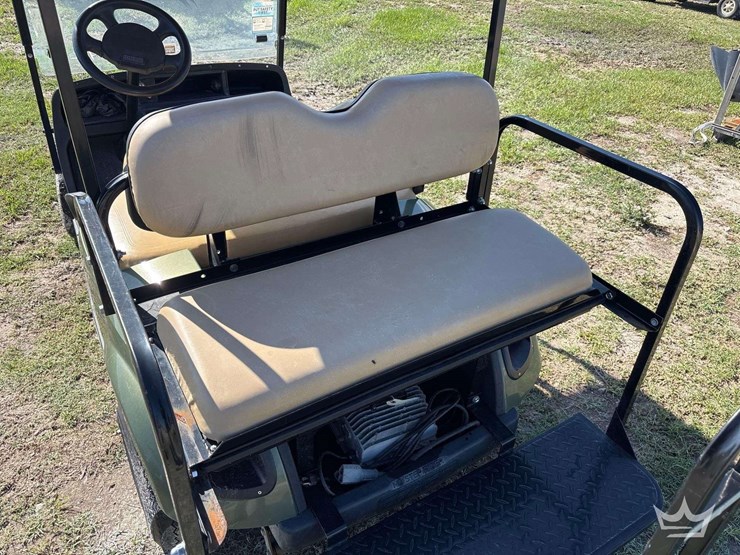2019-ez-go-electric-cart-image-9