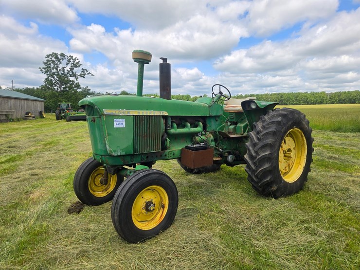 john-deere-4020-image-3