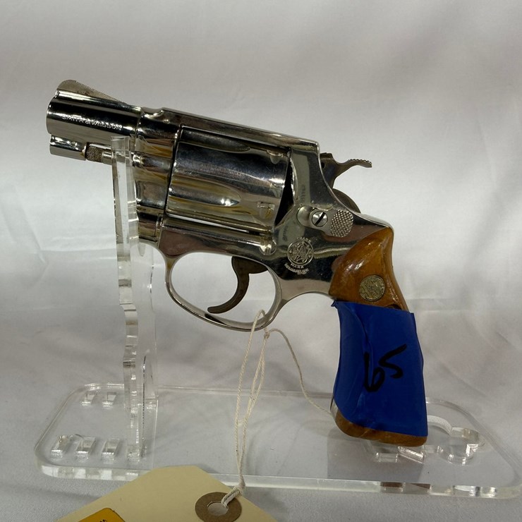 #65 • Smith & Wesson 36 S&W 38 Special Revolver J279024