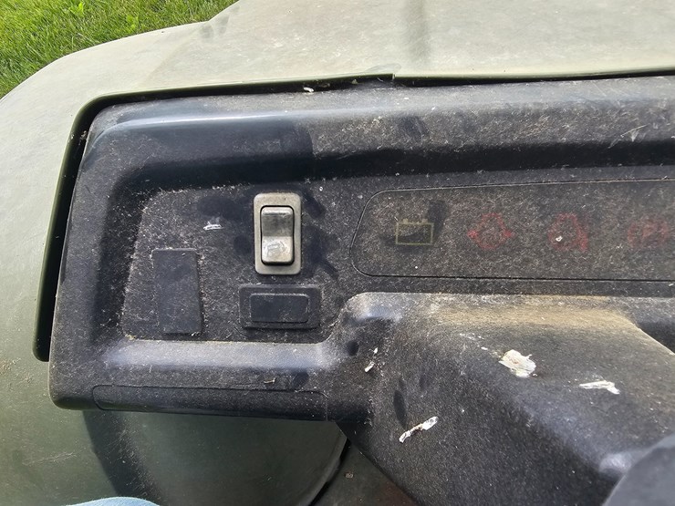 john-deere-gator-image-28