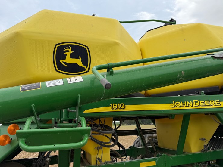 john-deere-1890-image-109