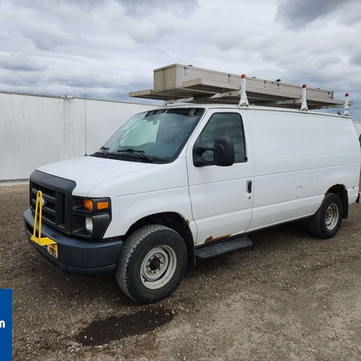 2014 FORD CARGO