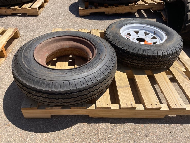#8787-•-(2)-trailer-tires-image-1