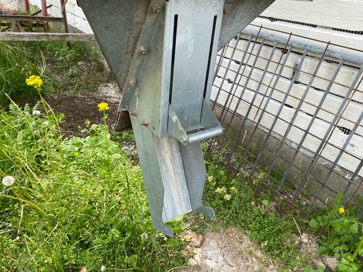 pax-feed-bin-2-ton-image-3