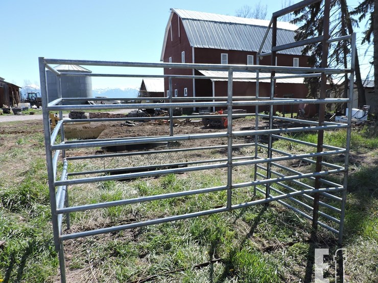 slide-in-livestock-hauling-rack,-fits-8’-pickup-be-image-3