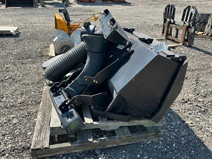 john-deere-7-image-4