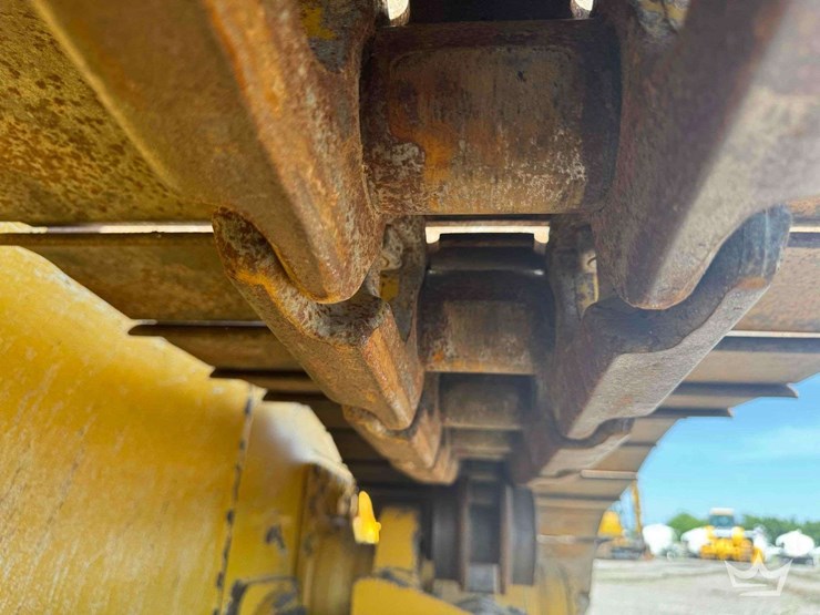 2020-deere-850l-wlt-image-57