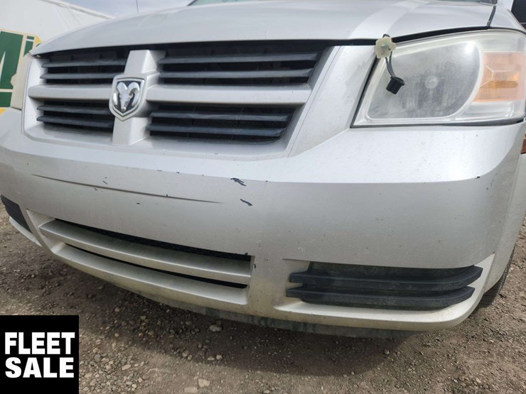 2010-dodge-grand-caravan-image-32