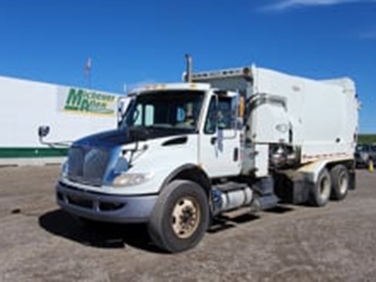 2017-international-workstar-7400-image-5