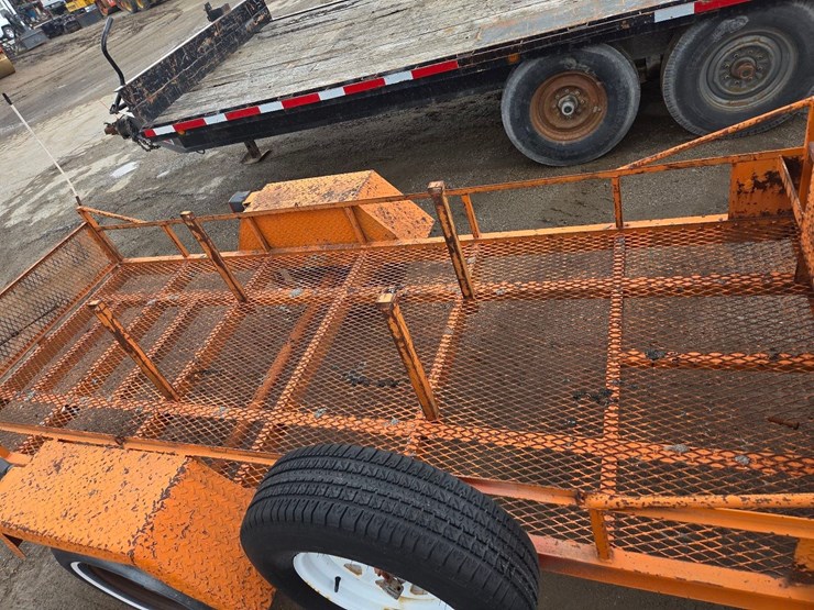 48"x10'8"-single-axle-trailer-image-8