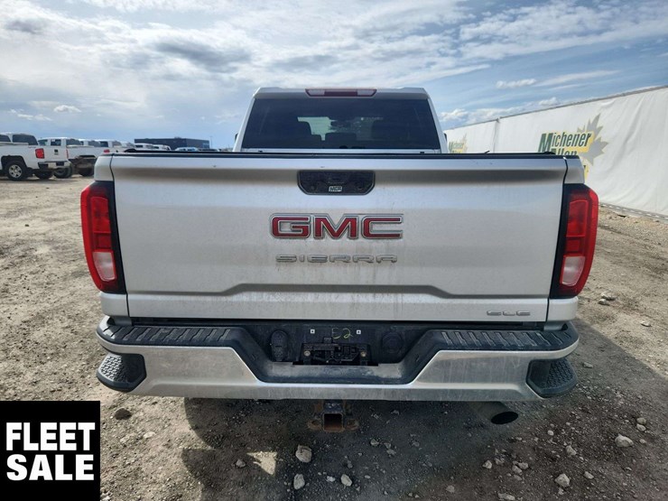 2021-gmc-sierra-2500hd-image-10