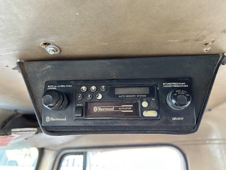 1986-international-f2674t-image-25