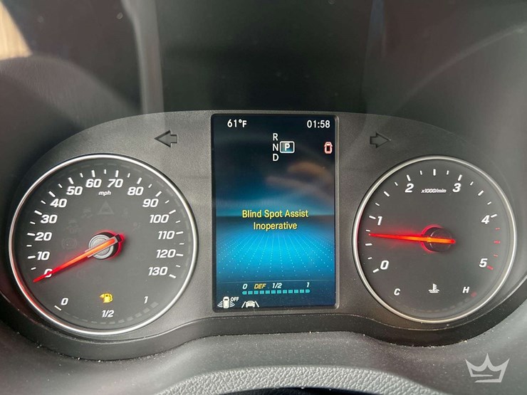 2021-mercedes-benz-sprinter-4500-image-14