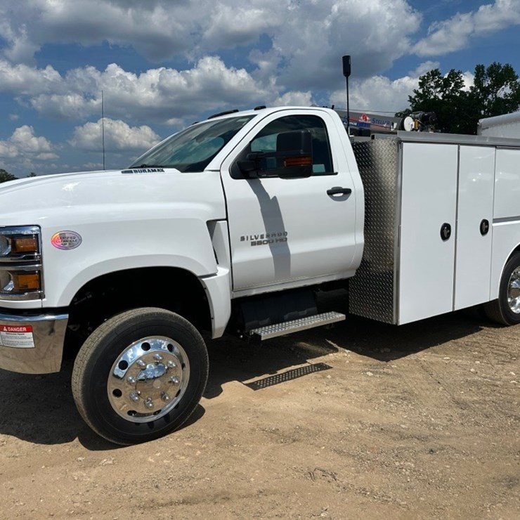 2024 CHEVROLET SILVERADO 4500HD