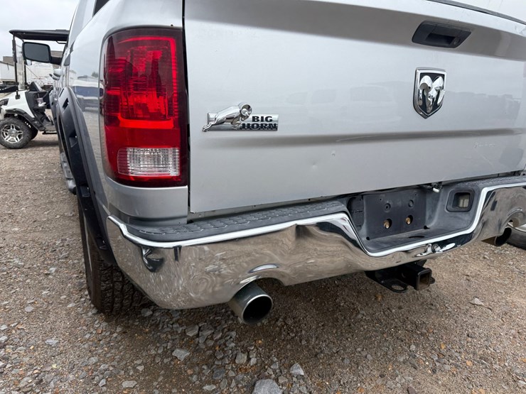 2013-dodge-ram-1500-image-5
