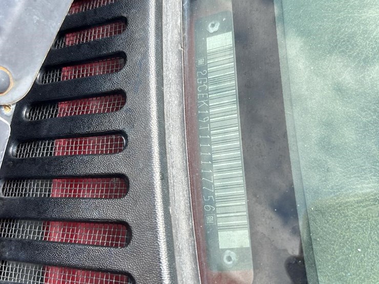2001-chevrolet-silverado-1500-image-14