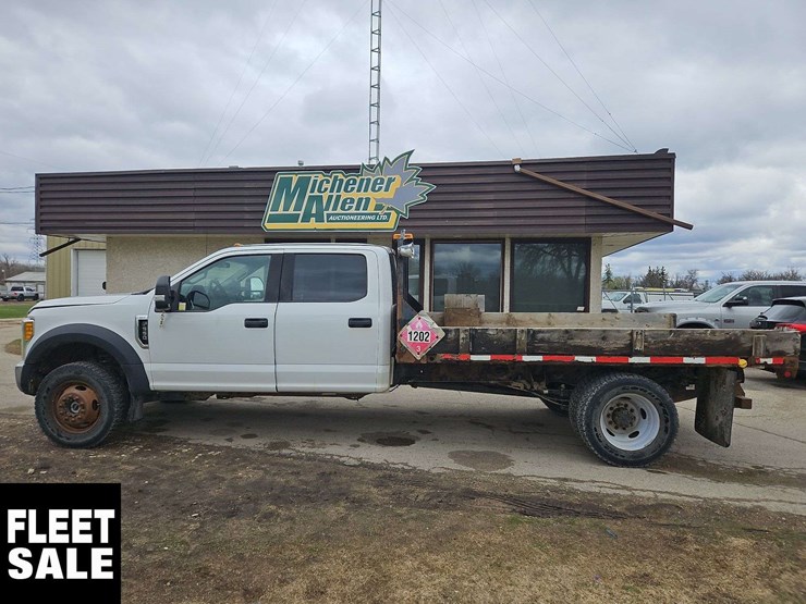 2017-ford-f550-image-5