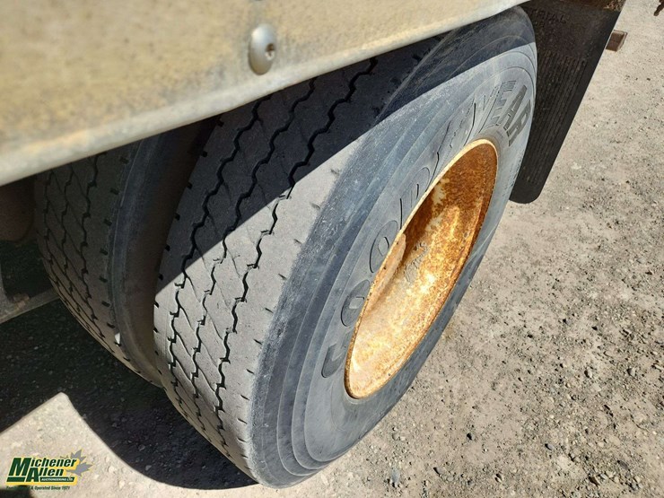 international-durastar-4400-image-12