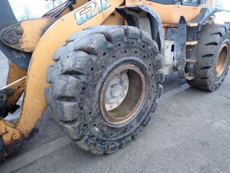 2009-case-621e-image-31
