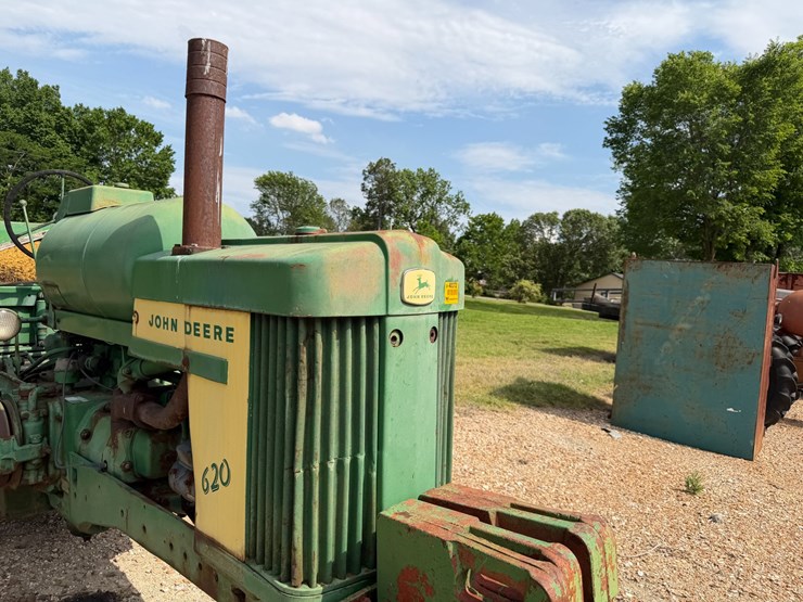 1957-john-deere-620-image-30