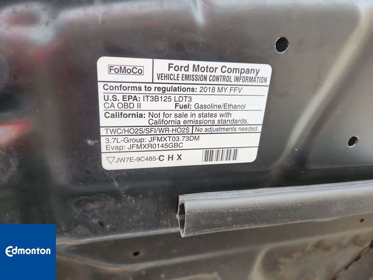 2018-ford-explorer-image-51