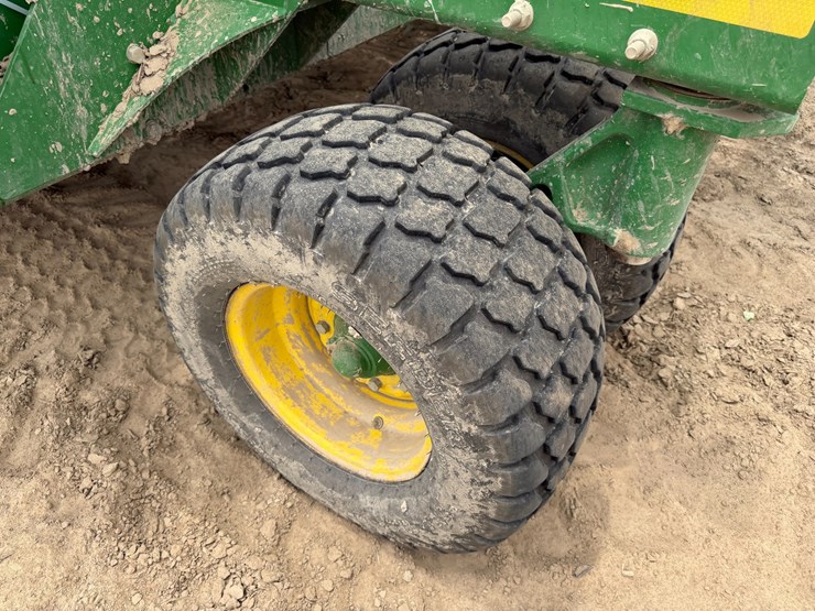john-deere-1890-image-21