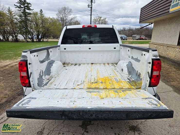 2015-chevrolet-silverado-1500-image-15