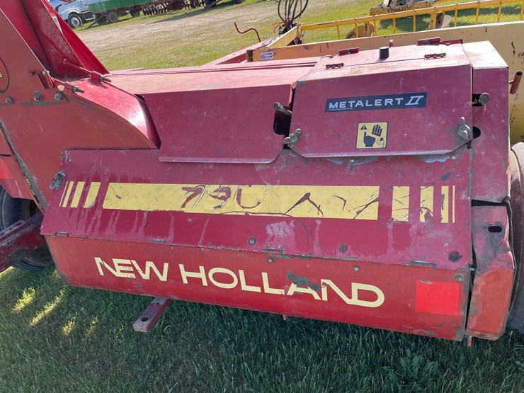 new-holland-790-image-20