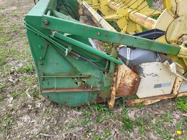 john-deere-3300-image-15