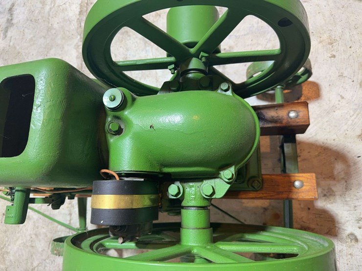 1931-john-deere-e-1-1/2hp-image-12