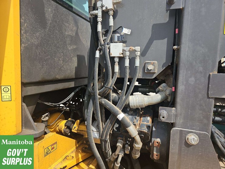 volvo-g946b-image-30
