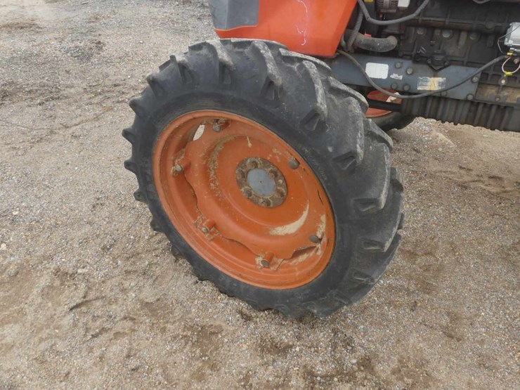 kubota-m5400-image-7