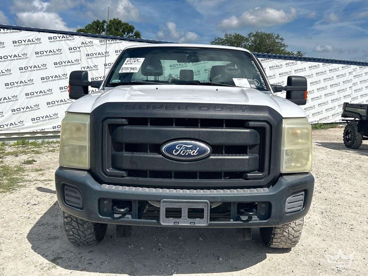 2011-ford-f250-image-21