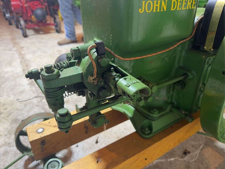 1943-john-deere-e-1-1/2hp-image-11