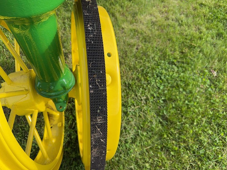 john-deere-a-image-11