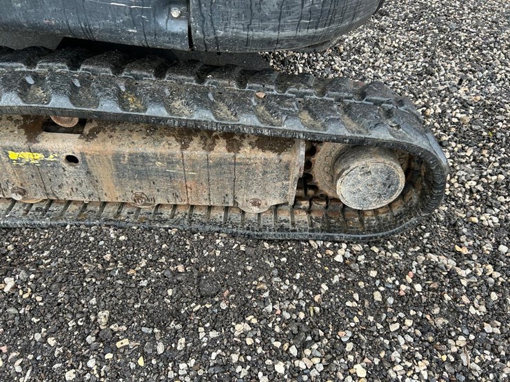 2019-bobcat-e35-image-17