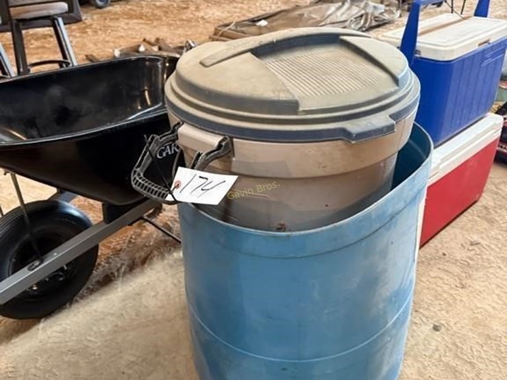garbage-can-&-barrel-image-2