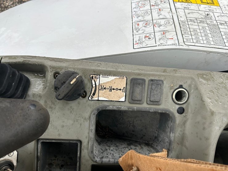 2019-bobcat-e35-image-23