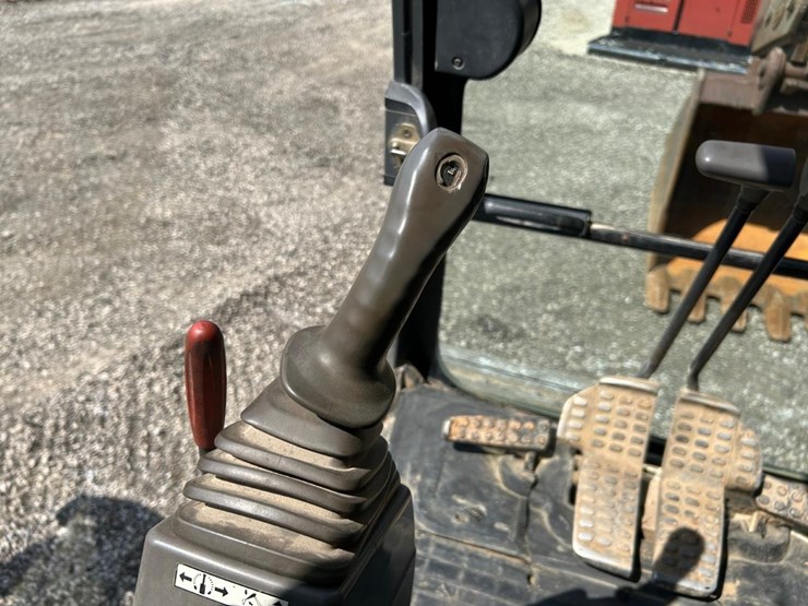 hitachi-zx350-lc-3-image-26