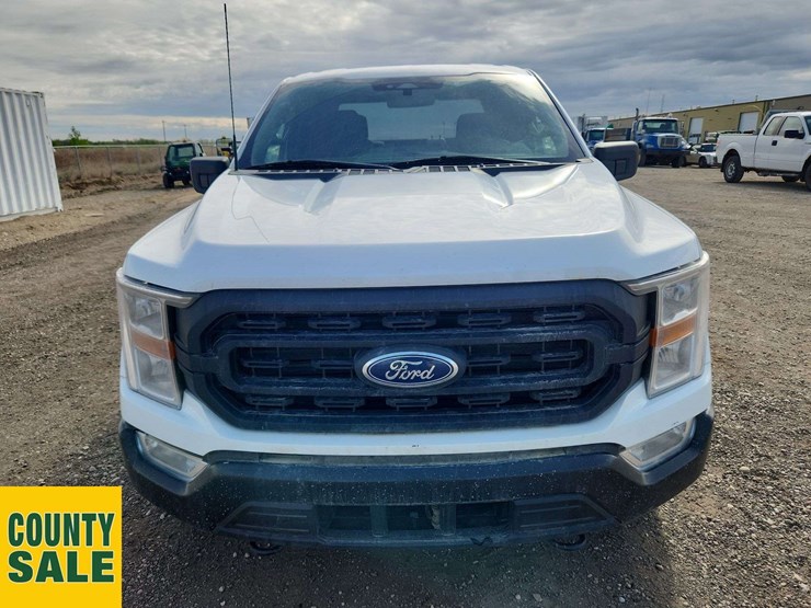 2022-ford-f150-xl-image-16