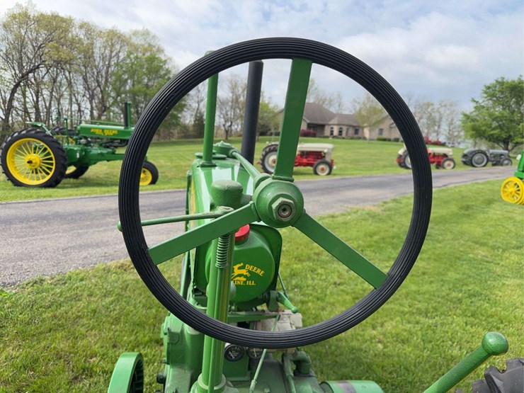 john-deere-b-image-42