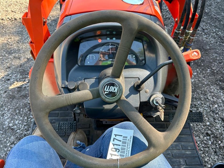 kioti-ck35-image-25