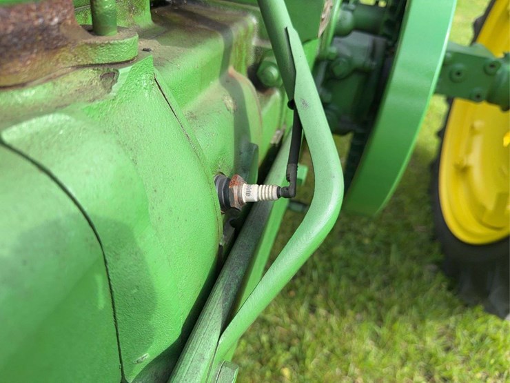 john-deere-b-image-27