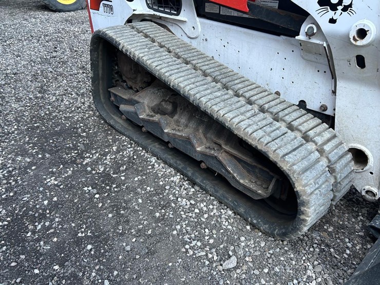 2021-bobcat-t770-image-12