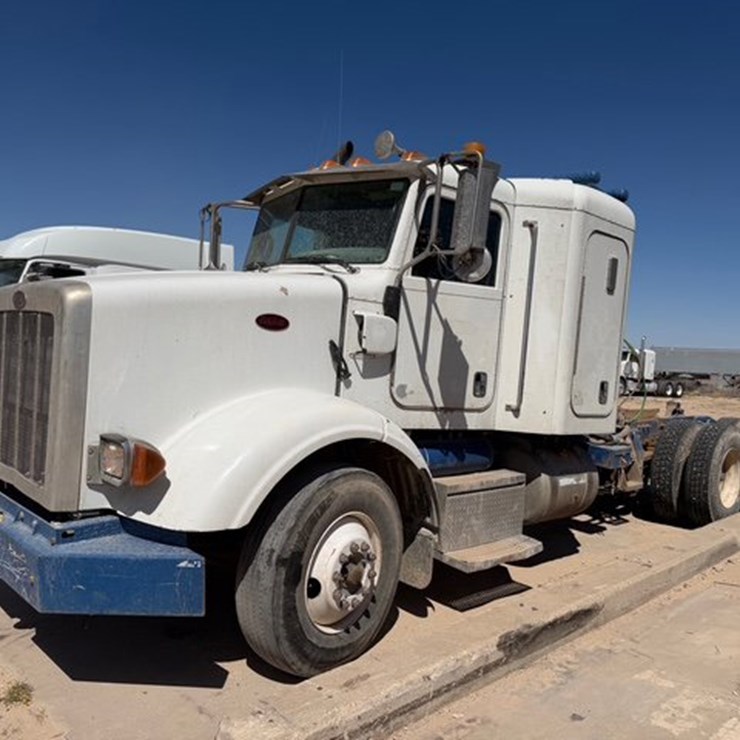 2013 PETERBILT 365